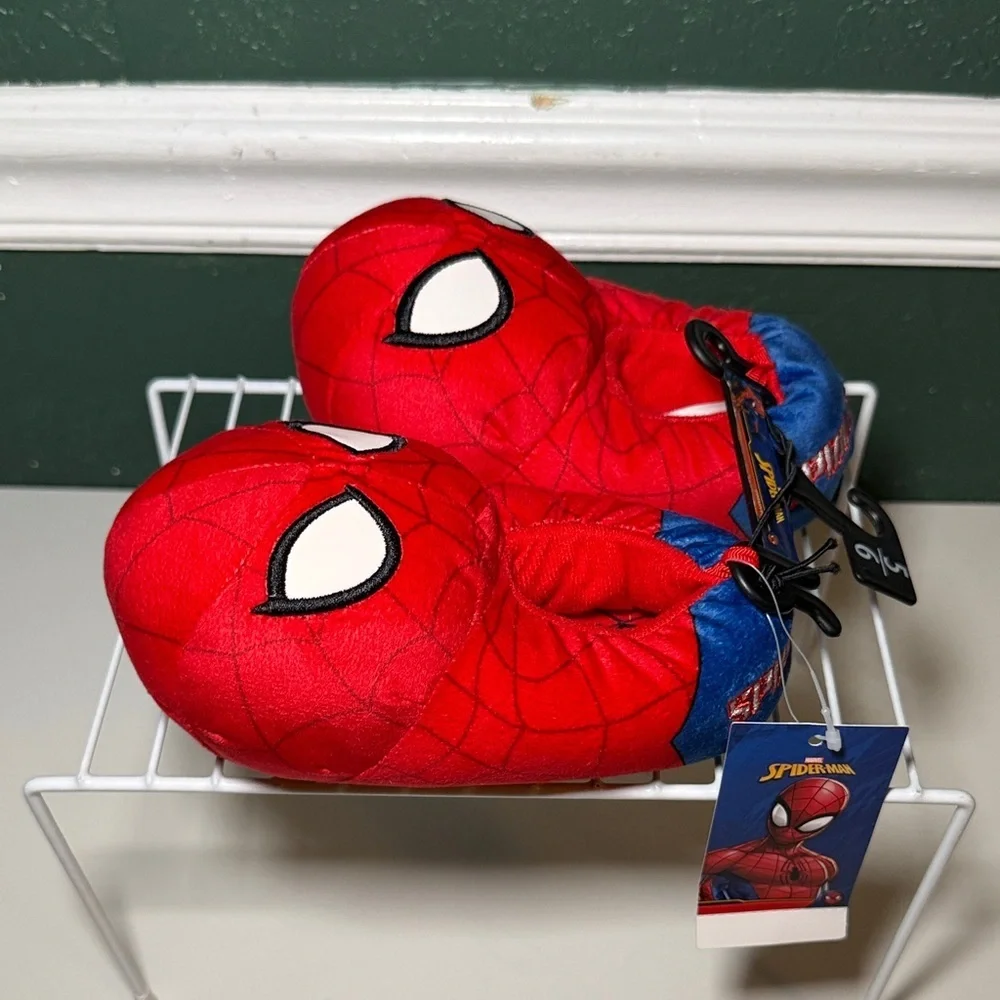 NEW! Spider Man Toddler Boys Step In Plush Slippers Size 5/6